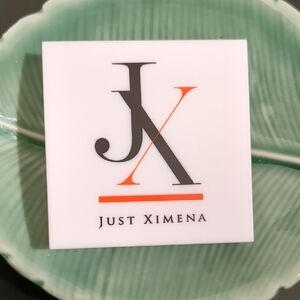 Sparkling Champagne Highlighter